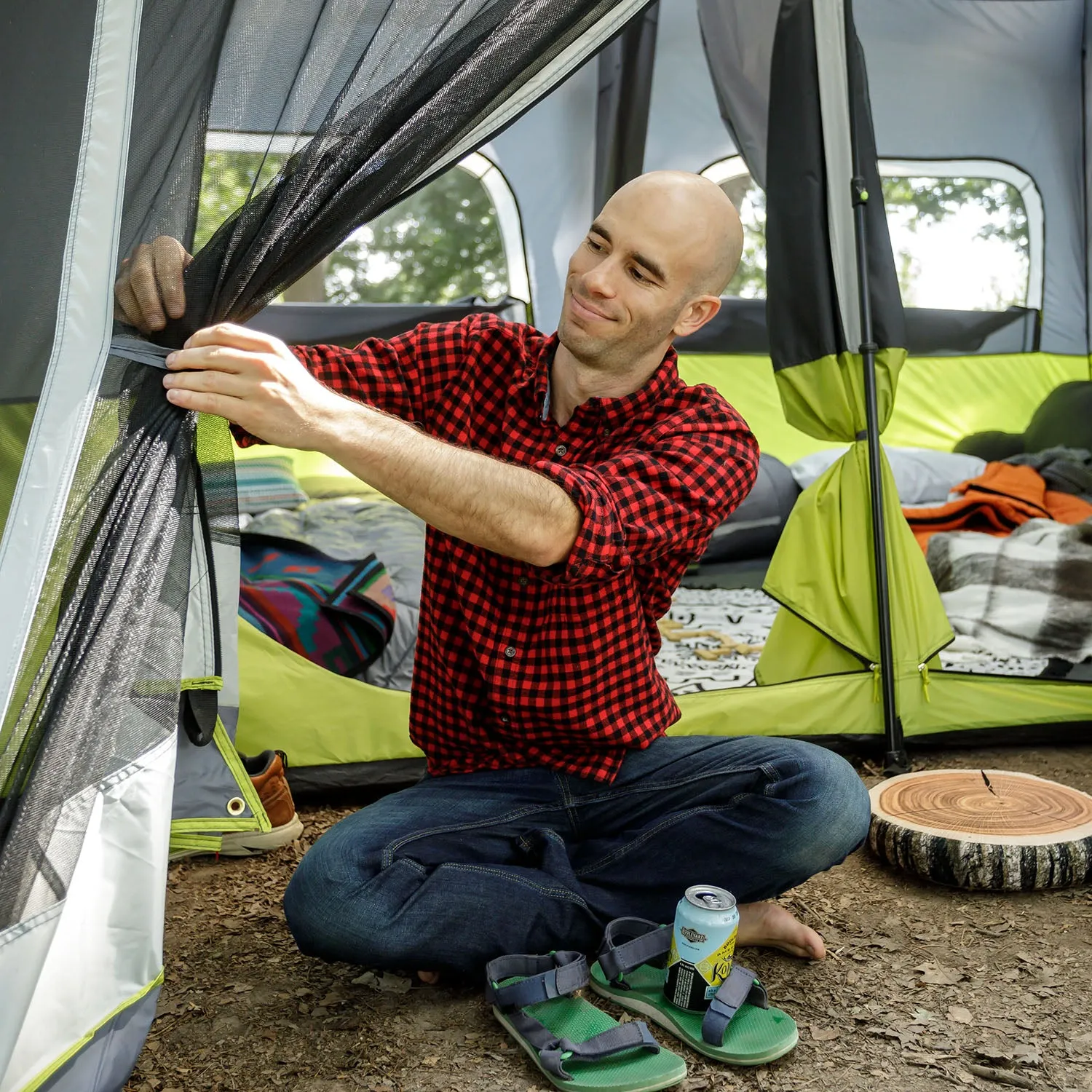 10 Person Instant Cabin Tent with Screen Room 14' x 10'