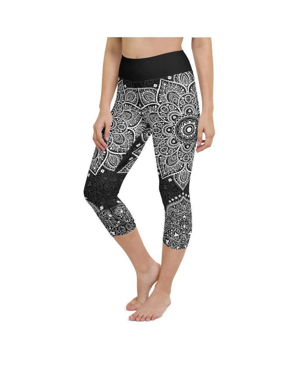 B&W Mandala Yoga Capris