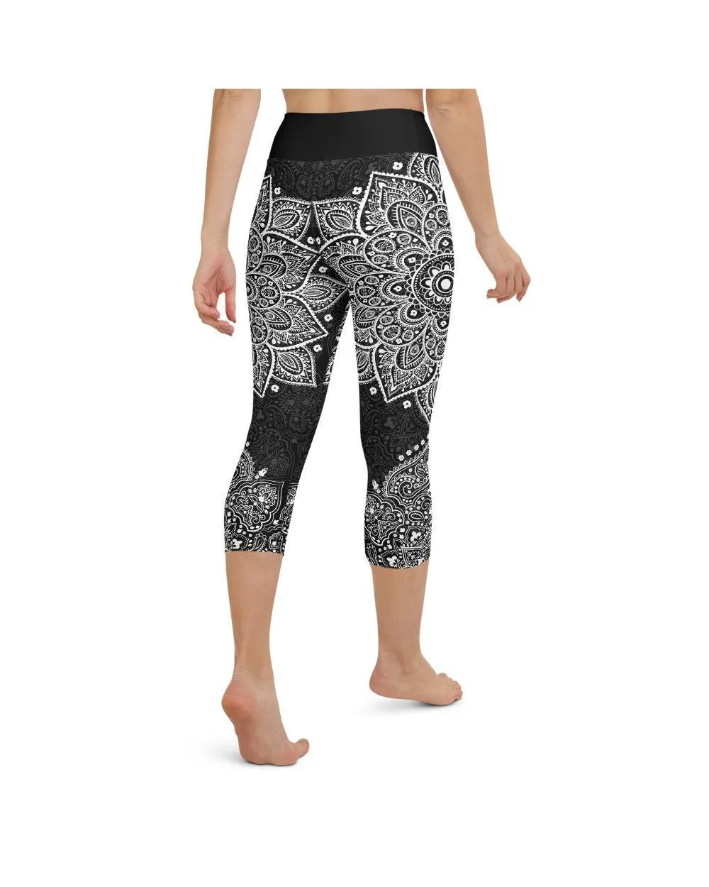 B&W Mandala Yoga Capris