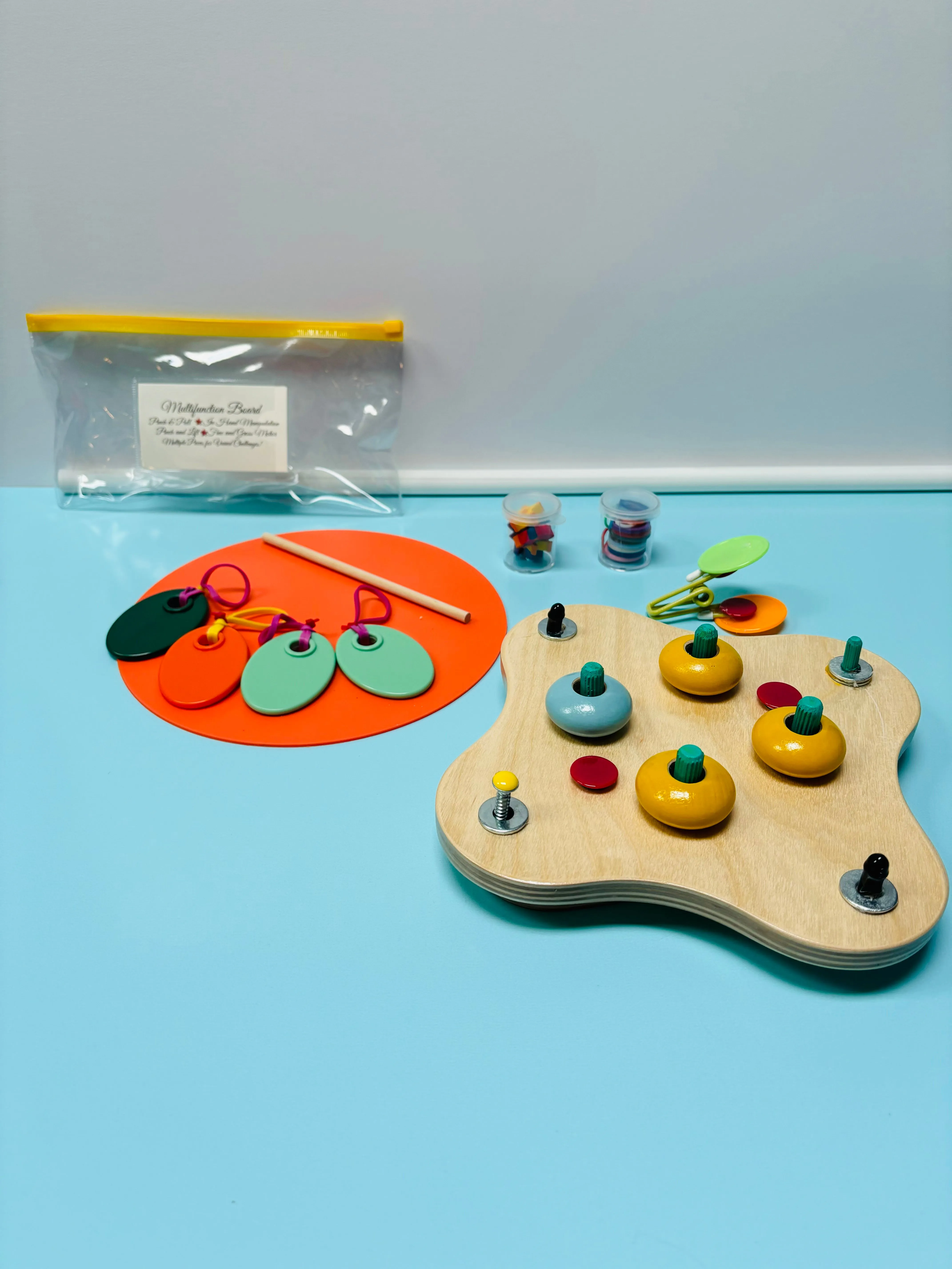 HAND FITNESS AND FINE MOTOR BOARD