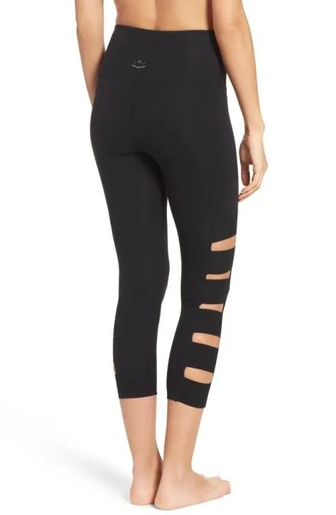 Last Chance! Beyond Yoga Wide Band Stacked Capris SP3217