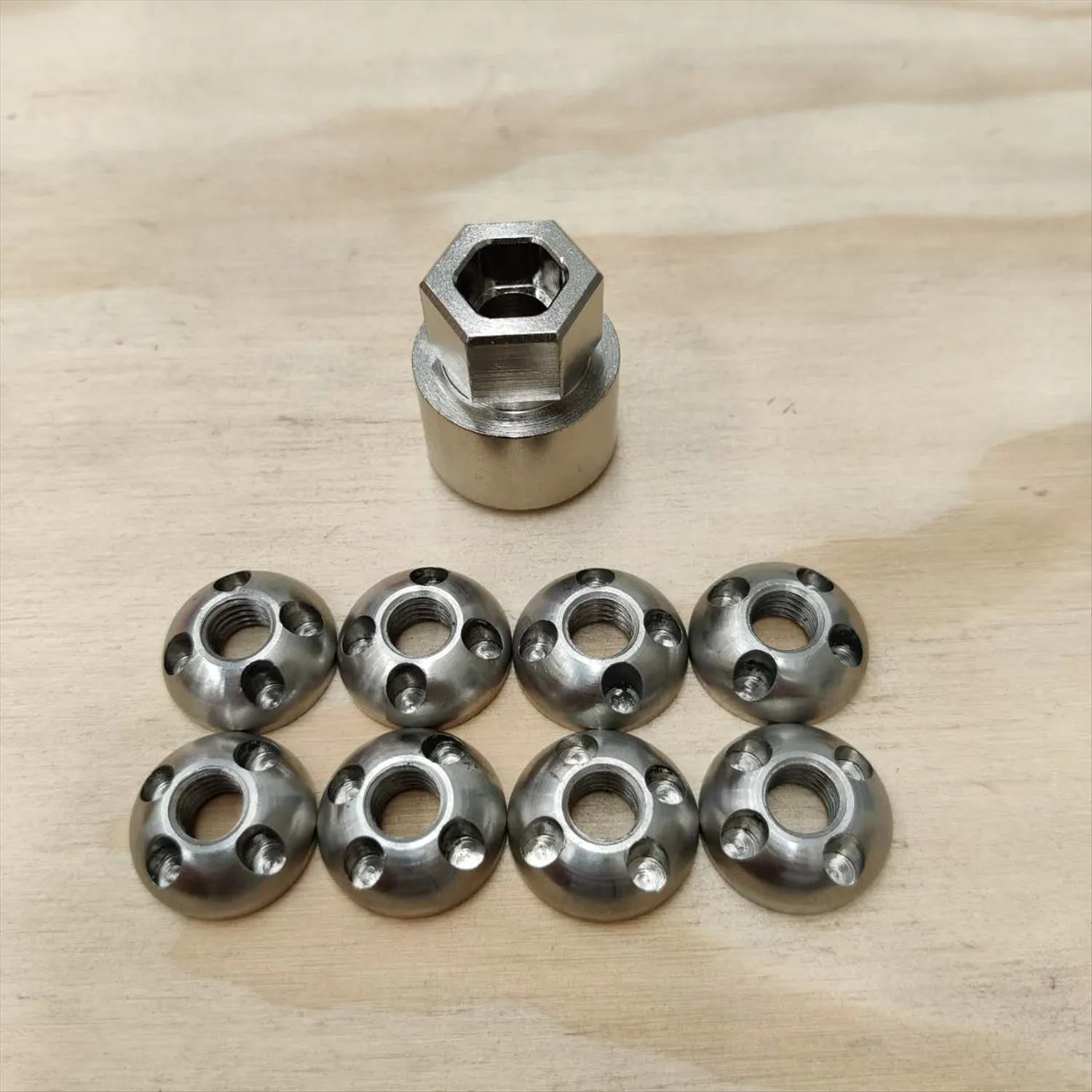 Roof Top Tent Security Nuts - 8 Nuts and Key