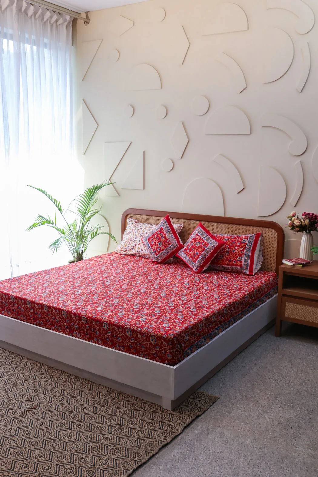 Royal Jaipur Harmony Hand Block Print Premium Cotton Bedsheet with 2 Pillow Covers & 2 Cushion Covers