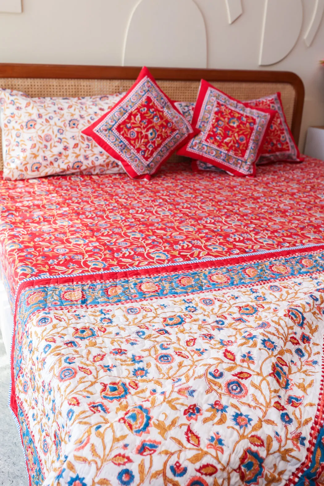 Royal Jaipur Harmony Hand Block Print Premium Cotton Bedsheet with 2 Pillow Covers & 2 Cushion Covers